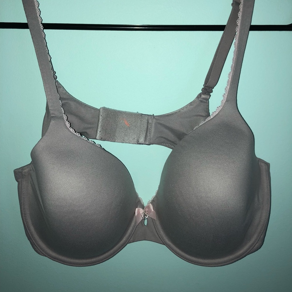 Victoria’s secret bra
